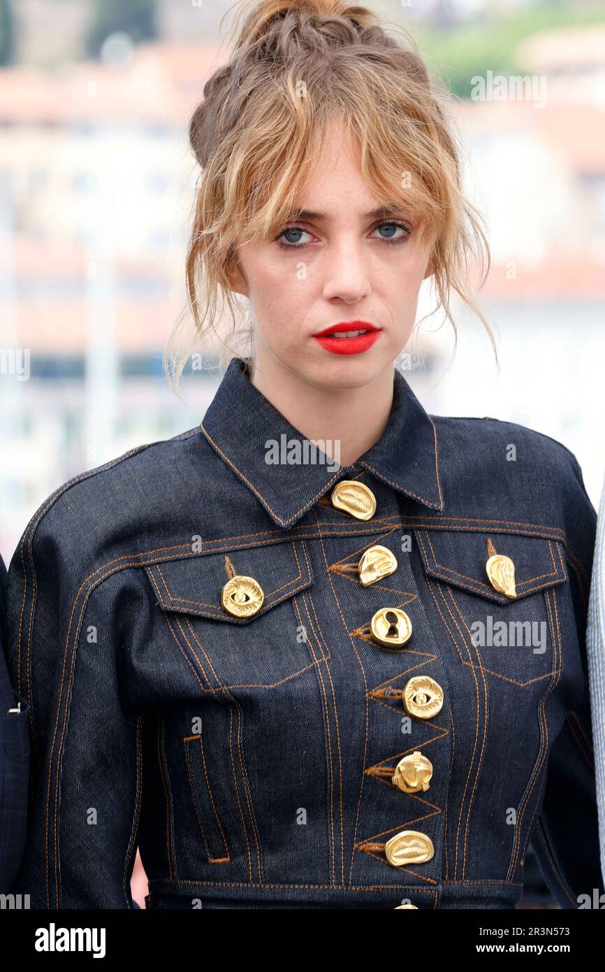 Maya Hawke attends the 'Asteroid City' photocall during the 76th Cannes