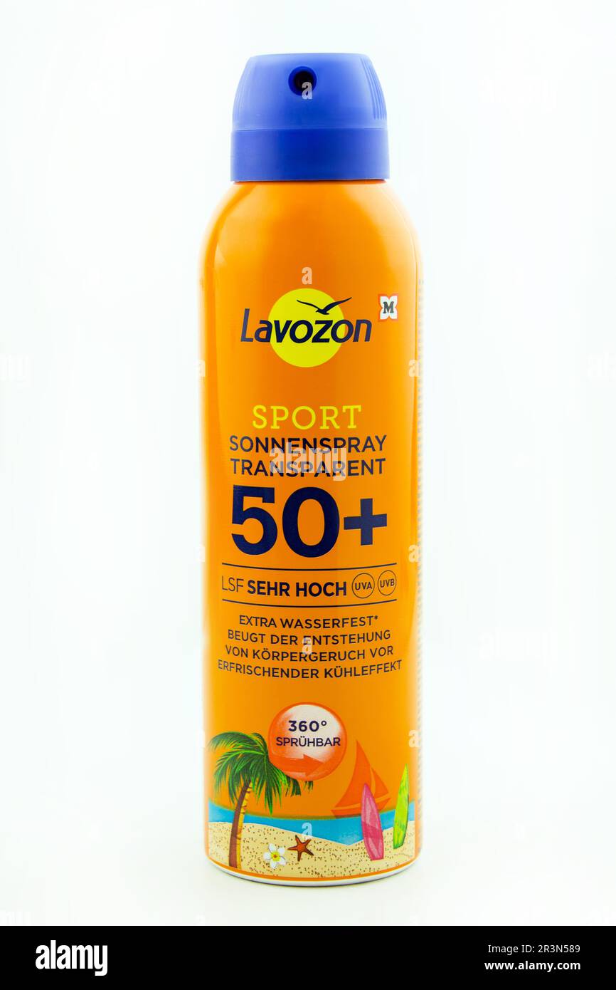 Sonnenschutz von Lavozon Sensitiv Spray LSF 50 Stock Photo