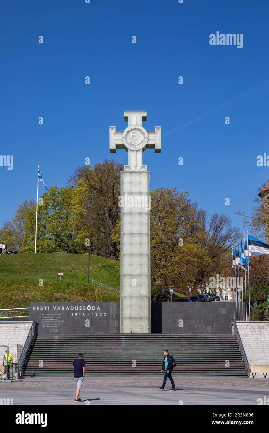 Cross of Liberty and the Monument to the War of Independence, Vabadussõja võidusammas, by Freedom Square, Vabaduse väljak, in Tallinn, Estonia Stock Photo