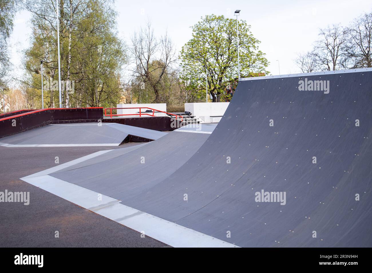 Abstract skatepark ramp hi-res stock photography and images - Alamy