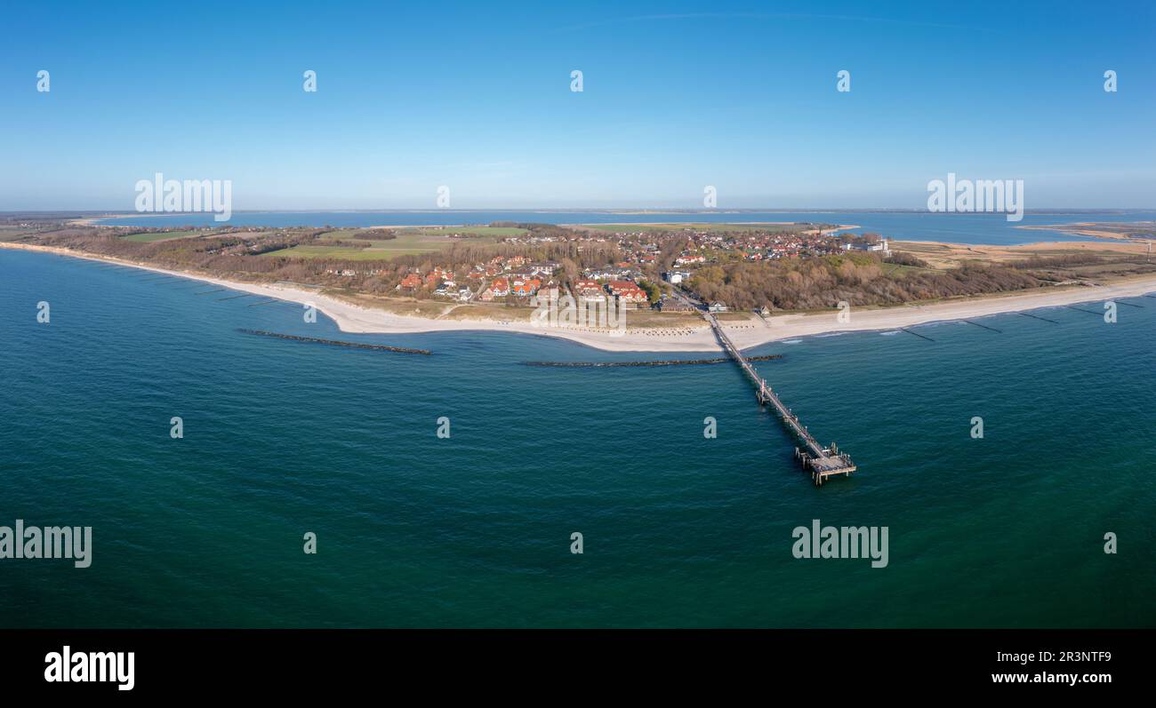 Baltic Resort Wustrow Pier Hi res Stock Photography And Images Alamy baltic-resort-wustrow-pier-hi-res-stock-photography-and-images-alamy
