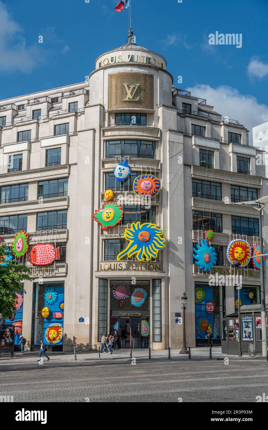 Paris, France - July 8, 2015: Entrance To The Louis Vuitton Luxury Fashion  Store On Champs Elysees In Central Paris, France Stock Photo, Picture and  Royalty Free Image. Image 51992005.