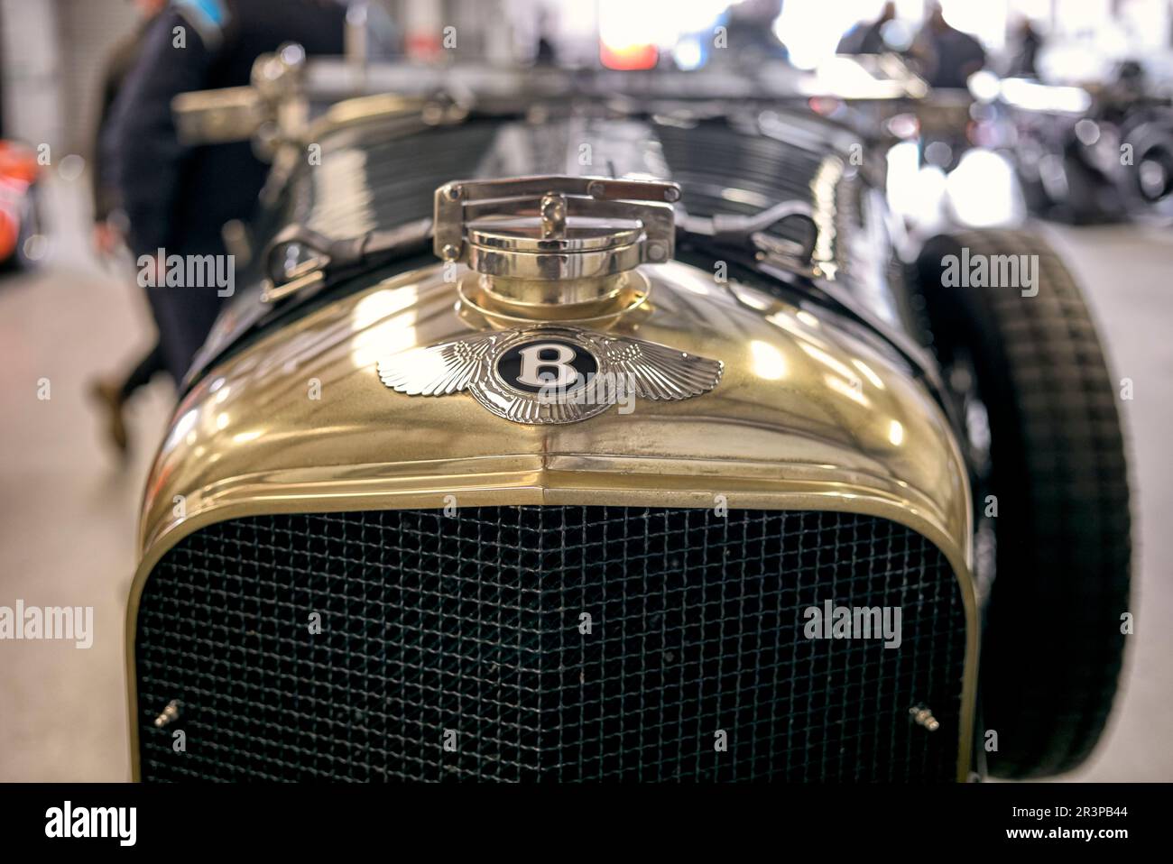 Bentley 4 1/2 litre 1928 polished brass bonnet with radiator badge. England UK Stock Photo