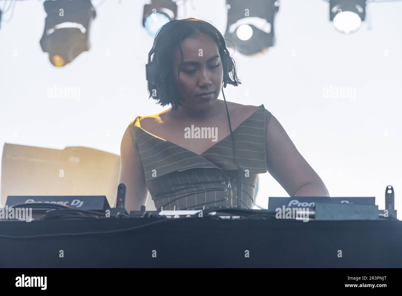 Sacramento, United States. 19th May, 2023. San Francisco And Los Angeles Based Micah Mahinay Known By Her DJ Stage Name Noodles Noodx Performs At The California State Capitol In Sacramento During AAPI Night Market To Celebrate Asian American Pacific Islander Heritage Month Held Annually In May. (Photo by Penny Collins/NurPhoto) Credit: NurPhoto SRL/Alamy Live News Stock Photo