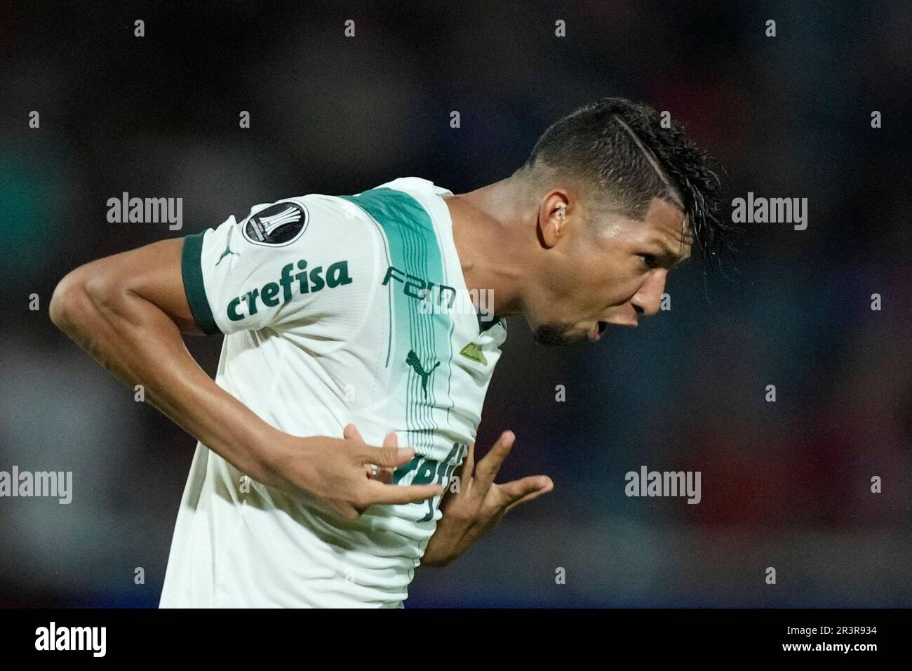 Rony of Brazil's Palmeiras heads the ball in an attempt to score during a  Copa Libertadores round of sixteen first leg soccer match against  Paraguay's Cerro Porteno in Asuncion, Paraguay, Wednesday, June