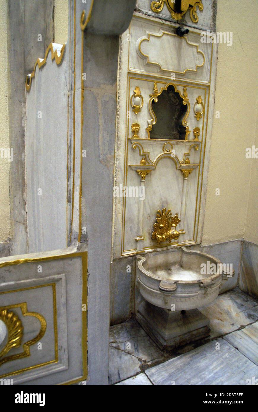 Palacio otomano hi-res stock photography and images - Alamy