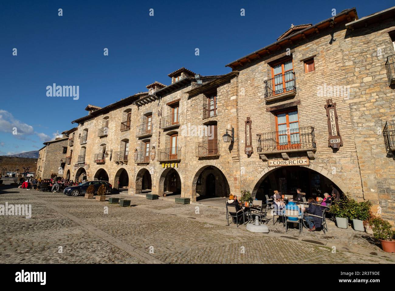 Plaza Mayor, Aínsa, Huesca, Aragón, cordillera de los Pirineos, Spain. Stock Photo