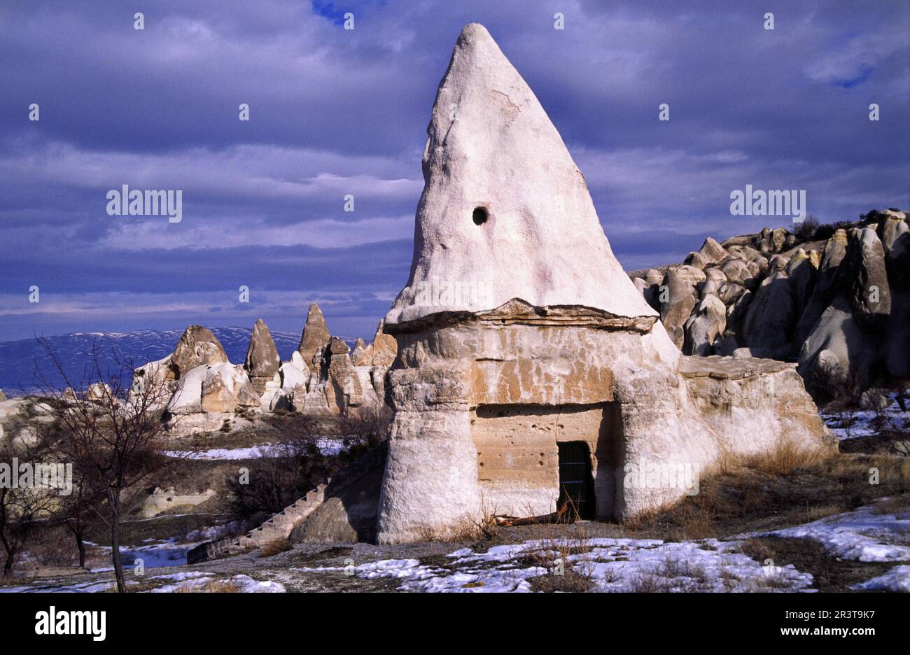 Iglesia rupestre de El Nazar (Iglesia de el ojo maligno). valle de Goreme.Cavusin.Capadocia.Anatolia.Turquia. Stock Photo