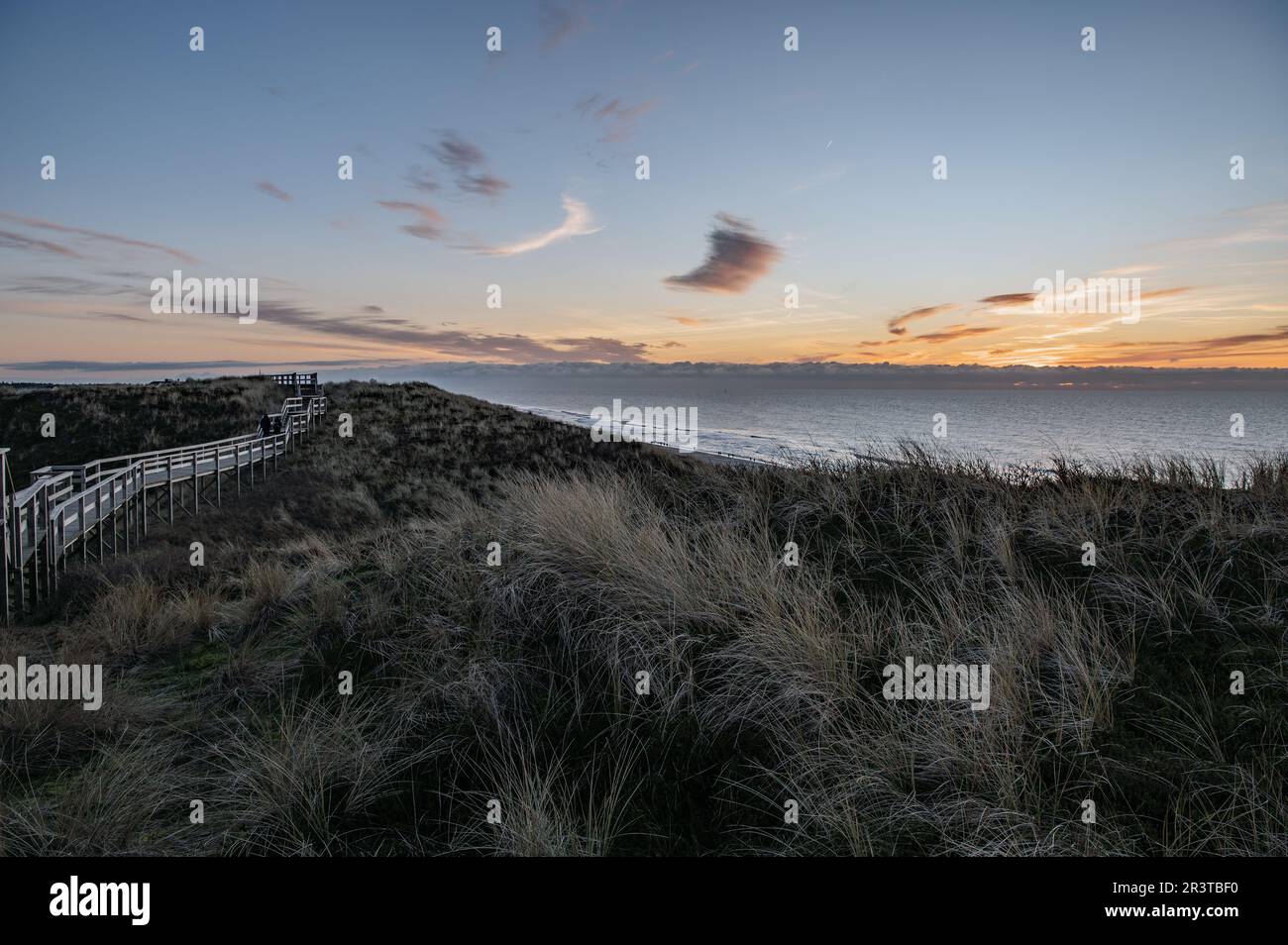 Wooden railing and sunset hi-res stock photography and images - Alamy