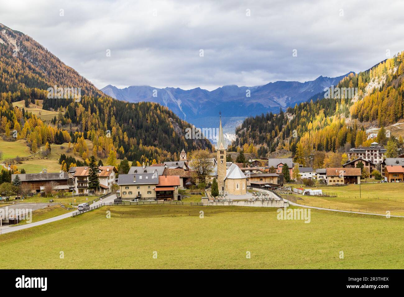 Alps swiss community village hi-res stock photography and images - Alamy