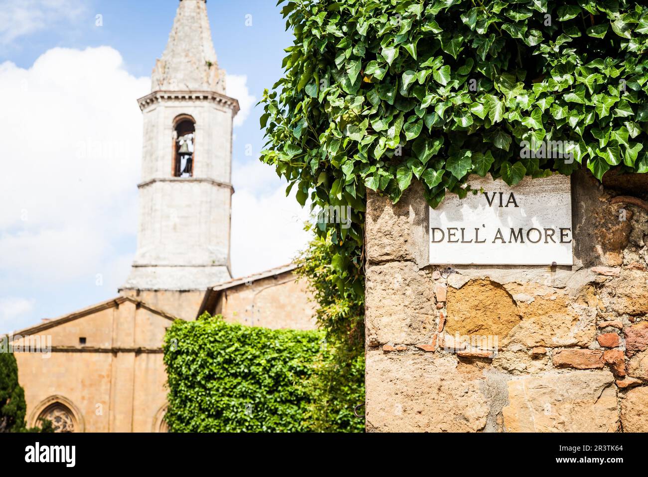 Dellamore street hi-res stock photography and images - Alamy