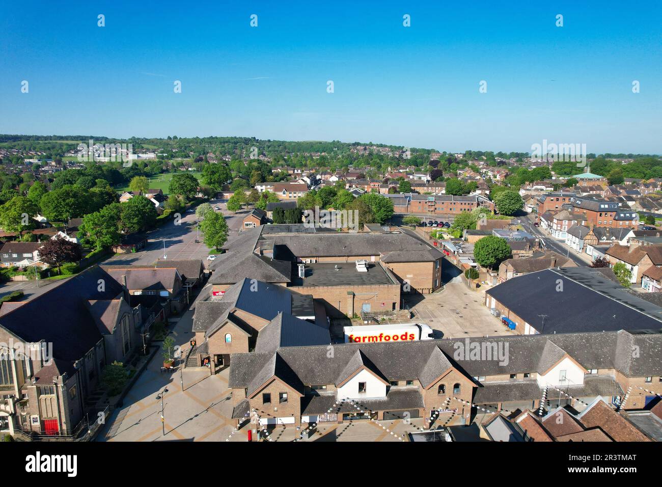 Beautiful Footage of Central Dunstable Town of England UK. The Footage