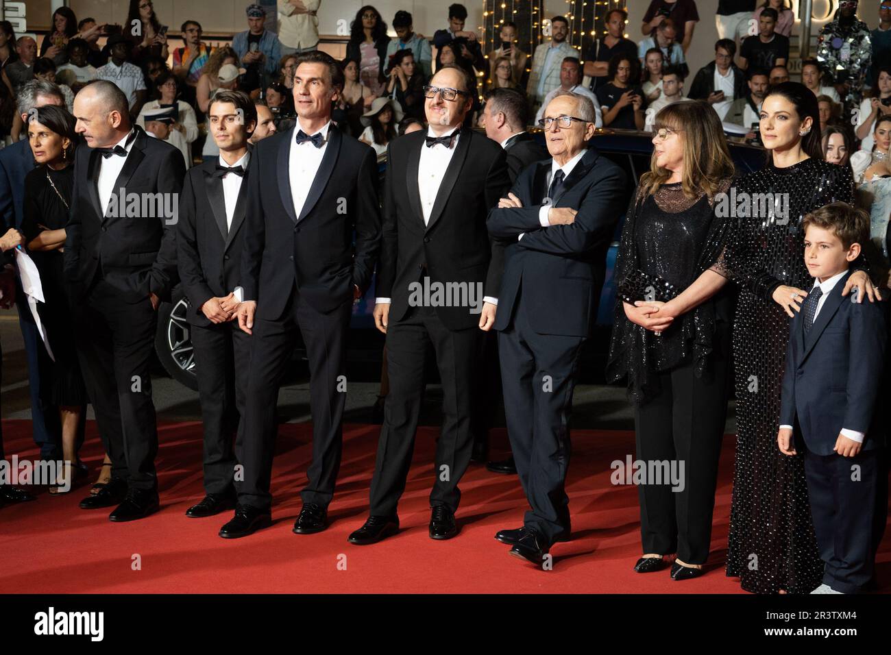 Cannes, France. 23rd May, 2023. CANNES, FRANCE - MAY 23: (L-R) Fausto Russo Alesi, Barbara Ronchi, Enea Sala, director Marco Bellocchio, Francesca Calvelli, and a guest attend the ''Rapito (L'Enlevement/Kidnapped)'' red carpet during the 76th annual Cannes film festival at Palais des Festivals on May 23, 2023 in Cannes, France (Photo by Luca Carlino/NurPhoto)0 Credit: NurPhoto SRL/Alamy Live News Stock Photo