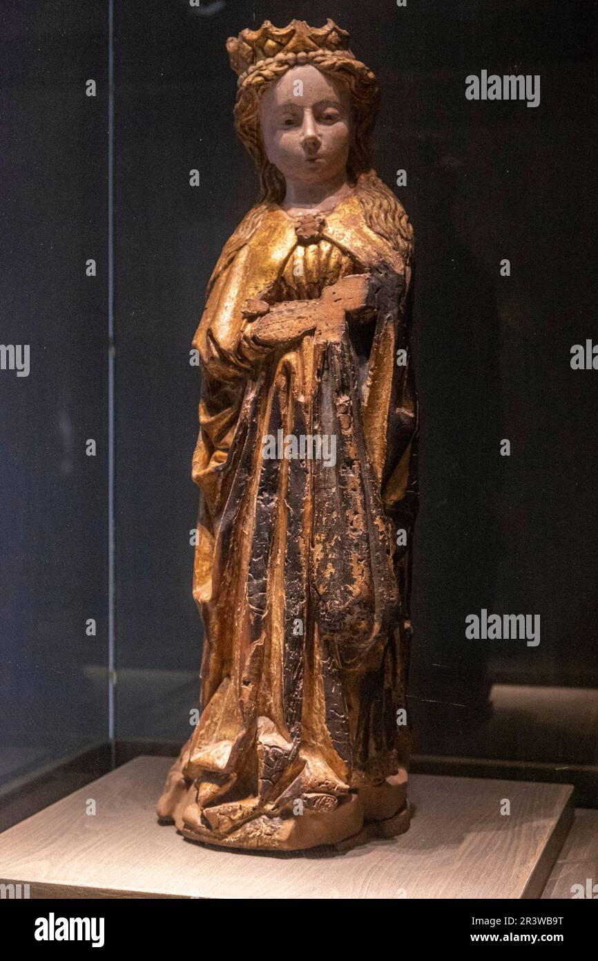 Virgin crowned art hi-res stock photography and images - Alamy