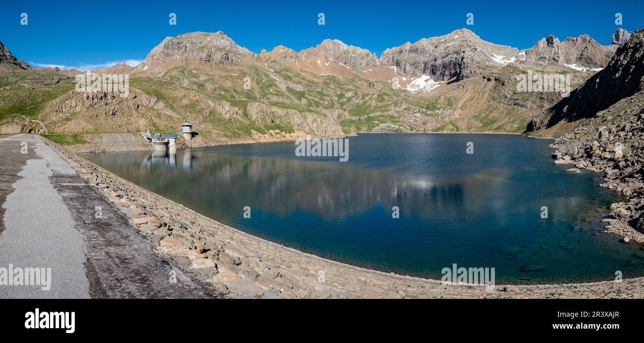 Ip reservoir, Ip Valley, Jacetania, Huesca, Spain. Stock Photo