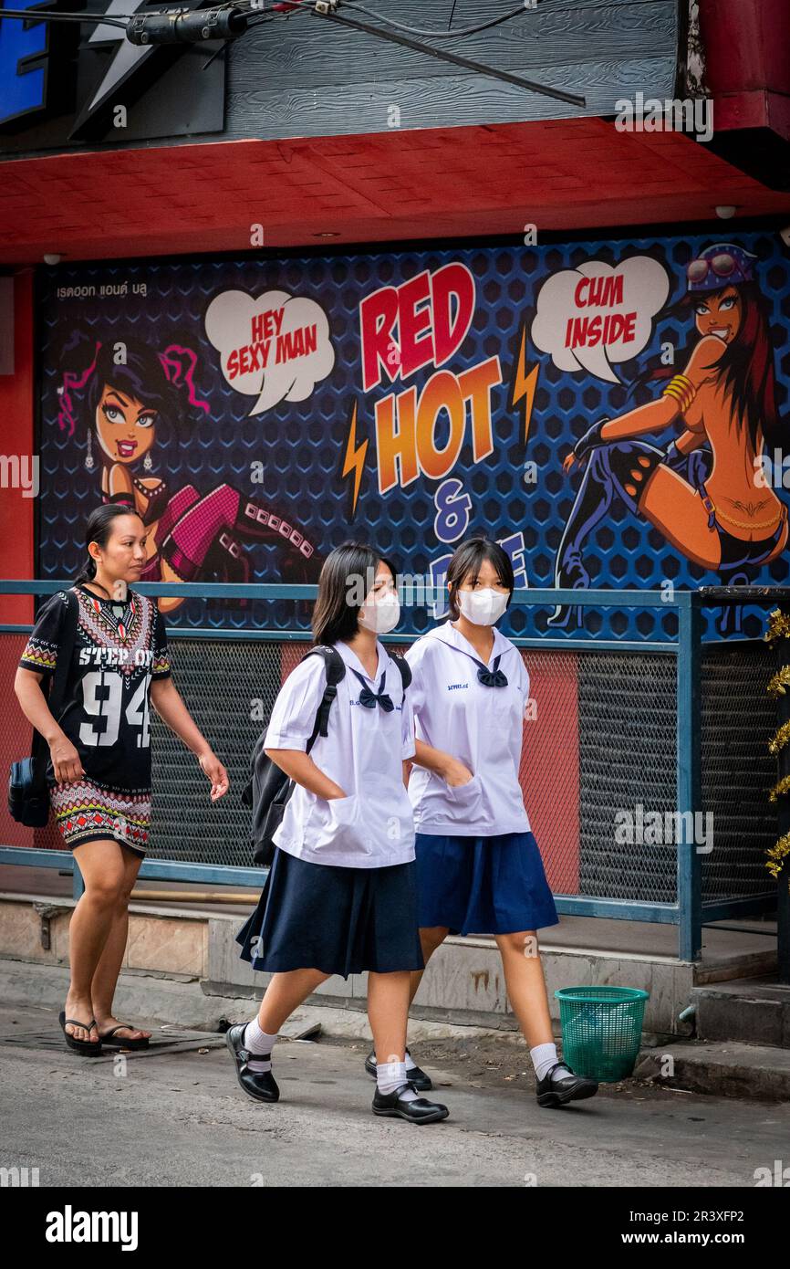 Thai Bar Girls Hi res Stock Photography And Images Alamy thai-bar-girls-hi-res-stock-photography-and-images-alamy