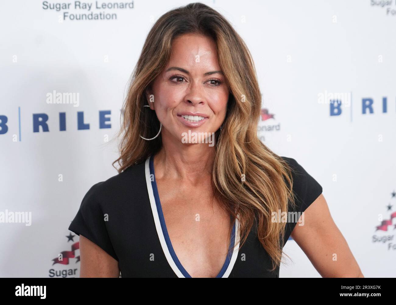 Brooke Burke arrives at the 12th Annual Sugar Ray Leonard Foundation
