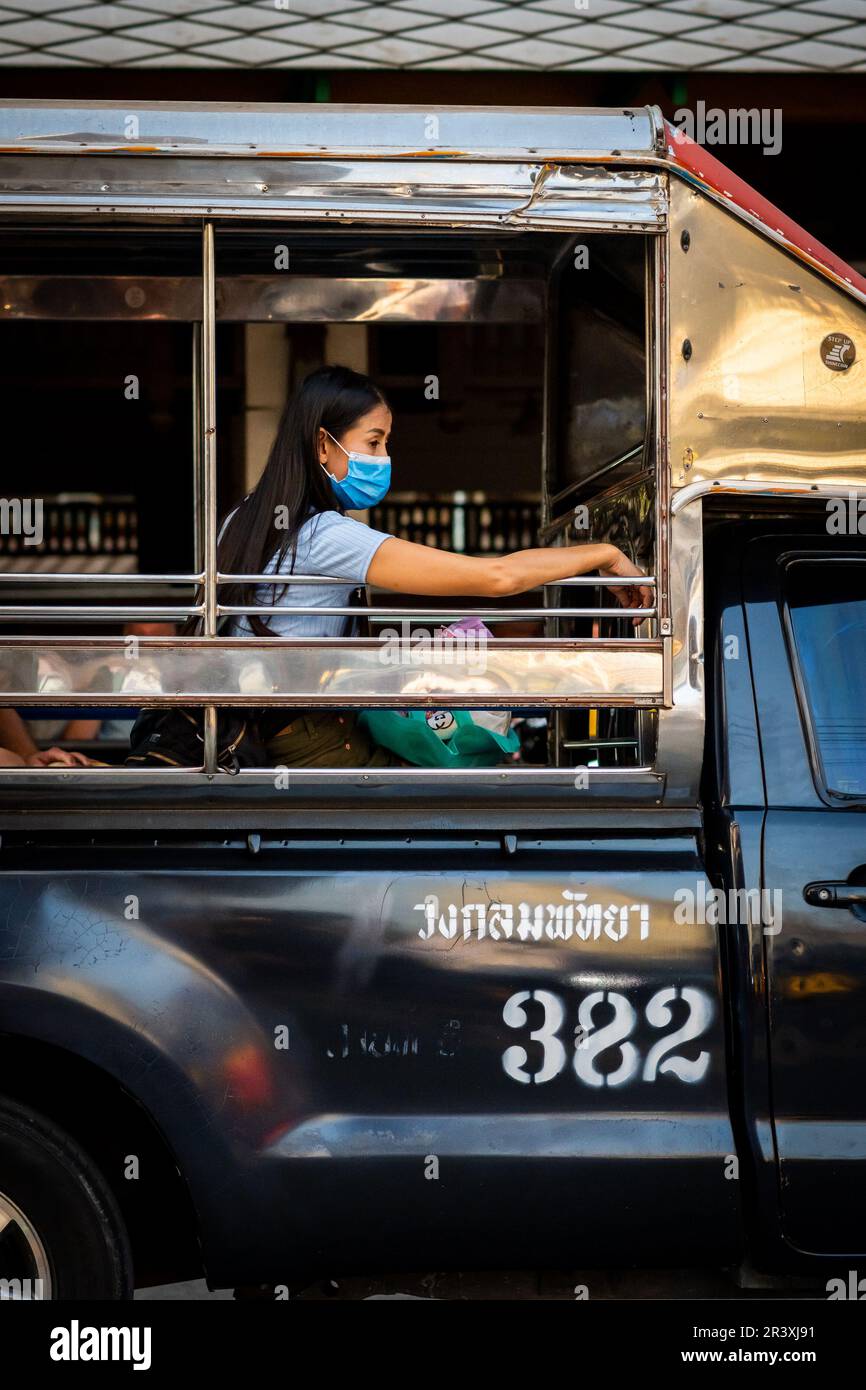 How To Ride A Pattaya, Thailand Baht Bus – QKOGE