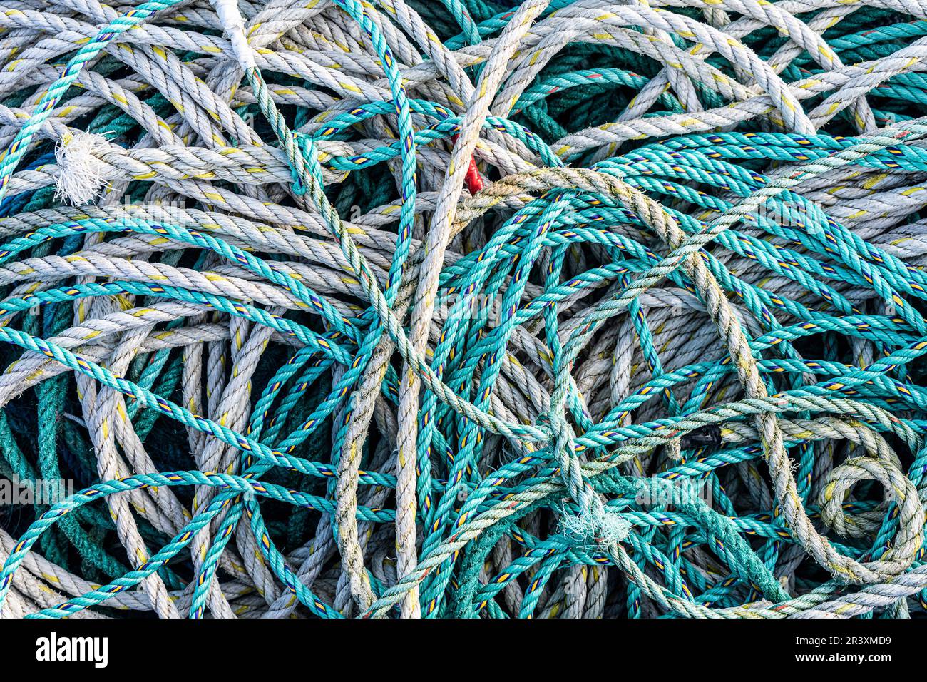 Rope coils hi-res stock photography and images - Alamy