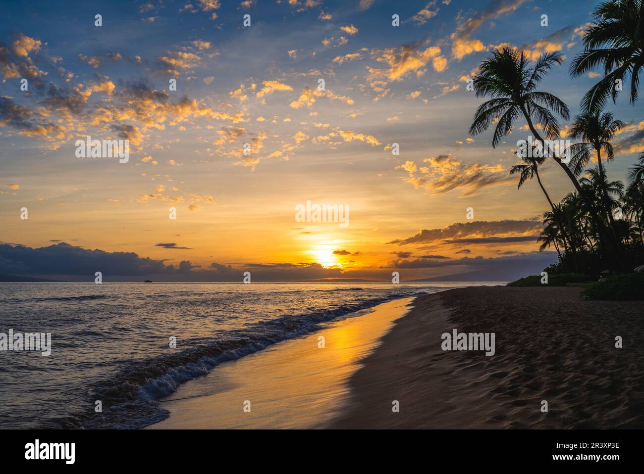 Kaanapali sunset maui hawaii hi-res stock photography and images - Alamy