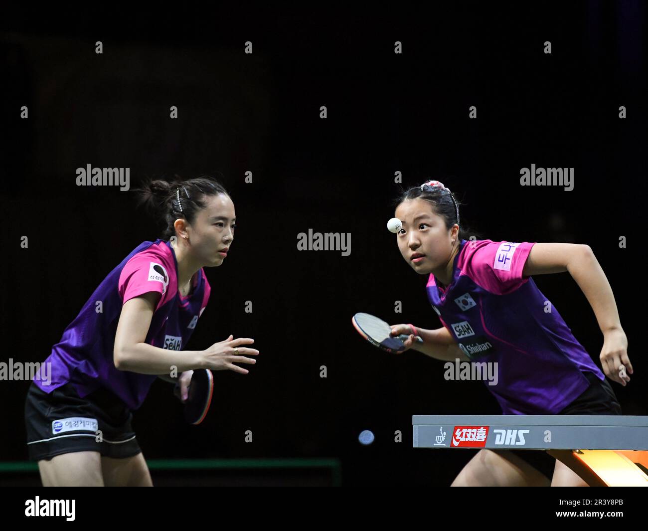 Munich, Germany. 18th Aug, 2022. Table Tennis: European Championship,  Doubles, Women, Final, Samara/Dragoman (Romania) - Polcanova  (Austria)/Sz·cs (Romania): Sofia Polcanova and Bernadette Szocs (r) in  action. Credit: Kolbert-Press/Gamel/dpa/Alamy Live