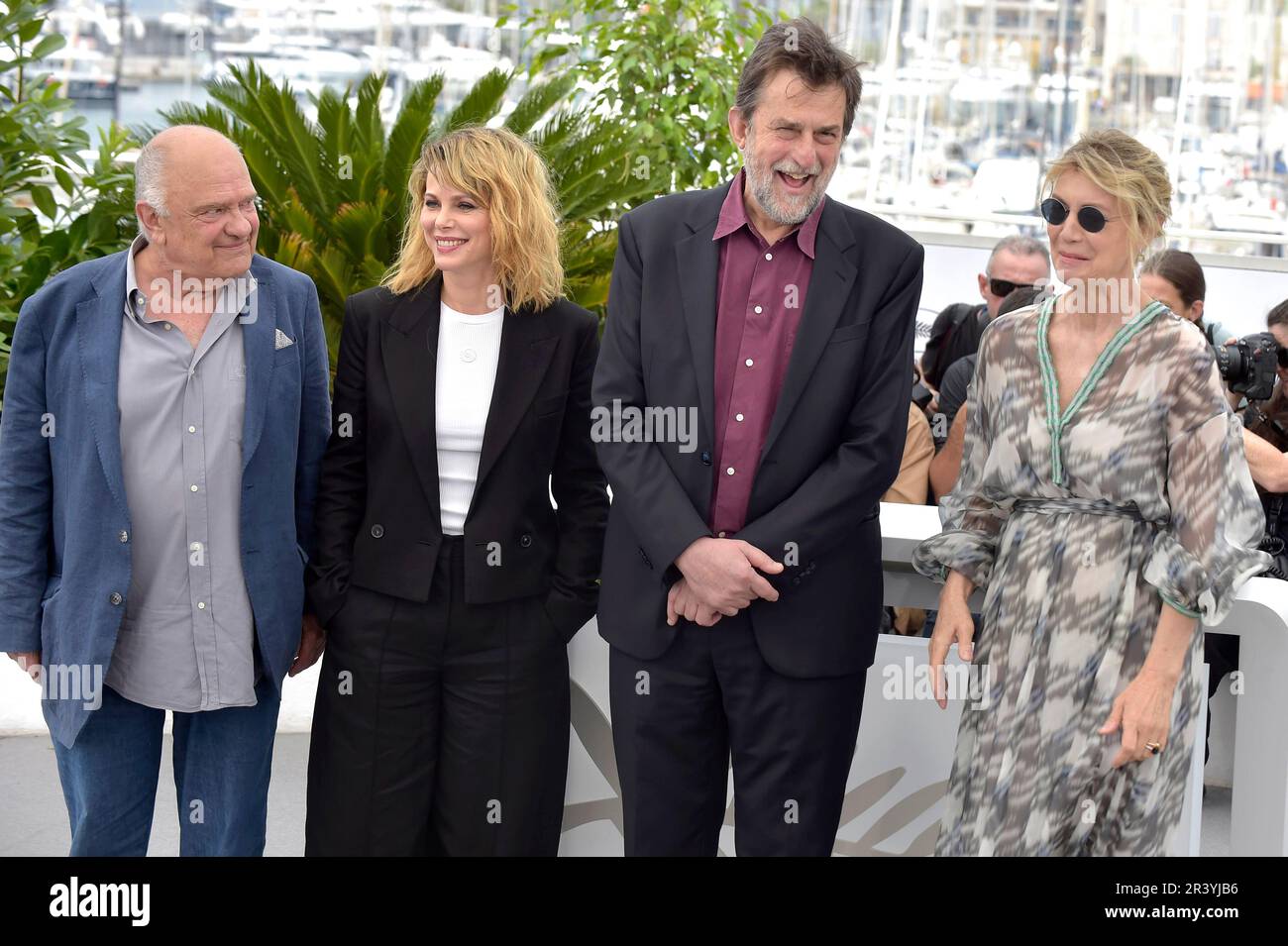 Cannes, France. 25th May, 2023. CANNES, FRANCE - MAY 25:Teco Celio, Barbora Bobulová, director Nanni Moretti, Margherita Buy attend the 'Il Sol Dell'avvenire (A Brighter Tomorrow)' photocall at the 76th annual Cannes film festival at Palais des Festivals on May 25, 2023 in Cannes, France. Credit: dpa/Alamy Live News Stock Photo