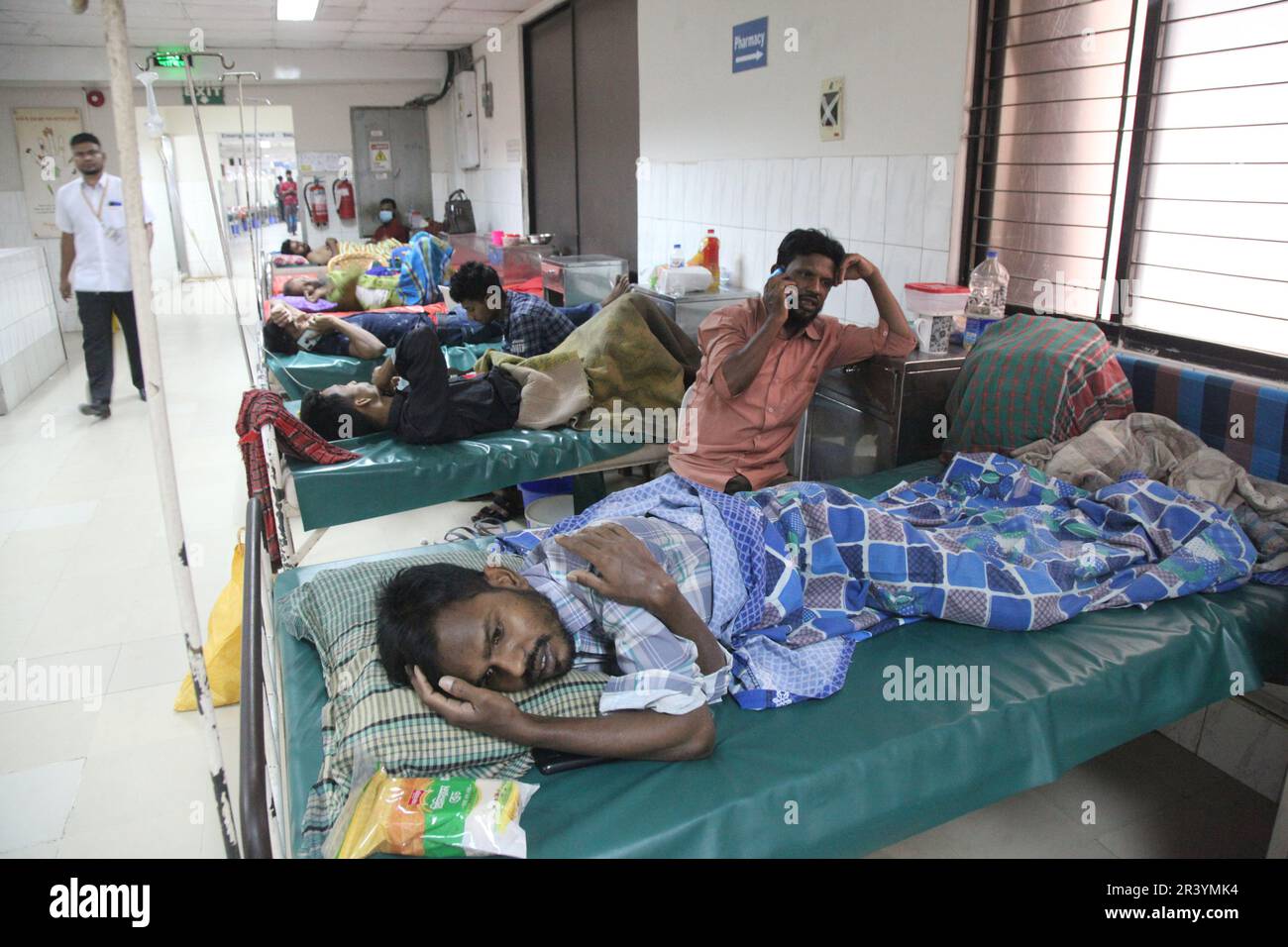 dhaka, Bangladesh. 09may, 2022. Peoples suffering from diarrhea lie at