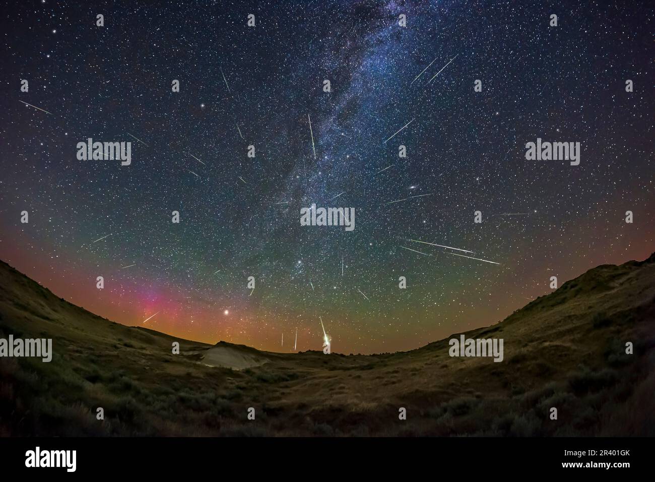 Perseid meteor shower over Dinosaur Provincial Park, Alberta, Canada Stock Photo Alamy