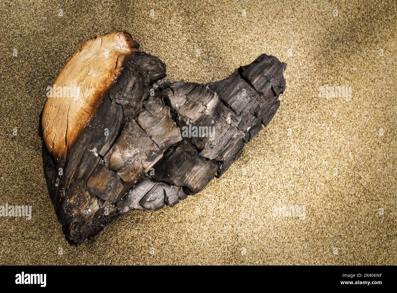 Charred piece hi-res stock photography and images - Alamy
