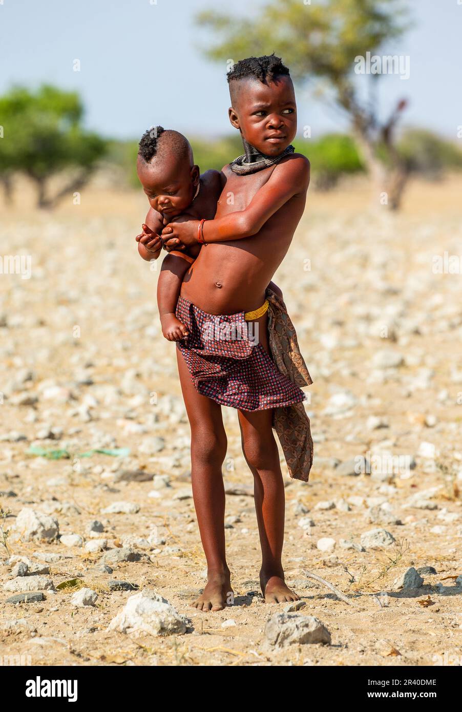 tribes kids Two children of the Himba tribe in the desert Stock Photo - Alamy