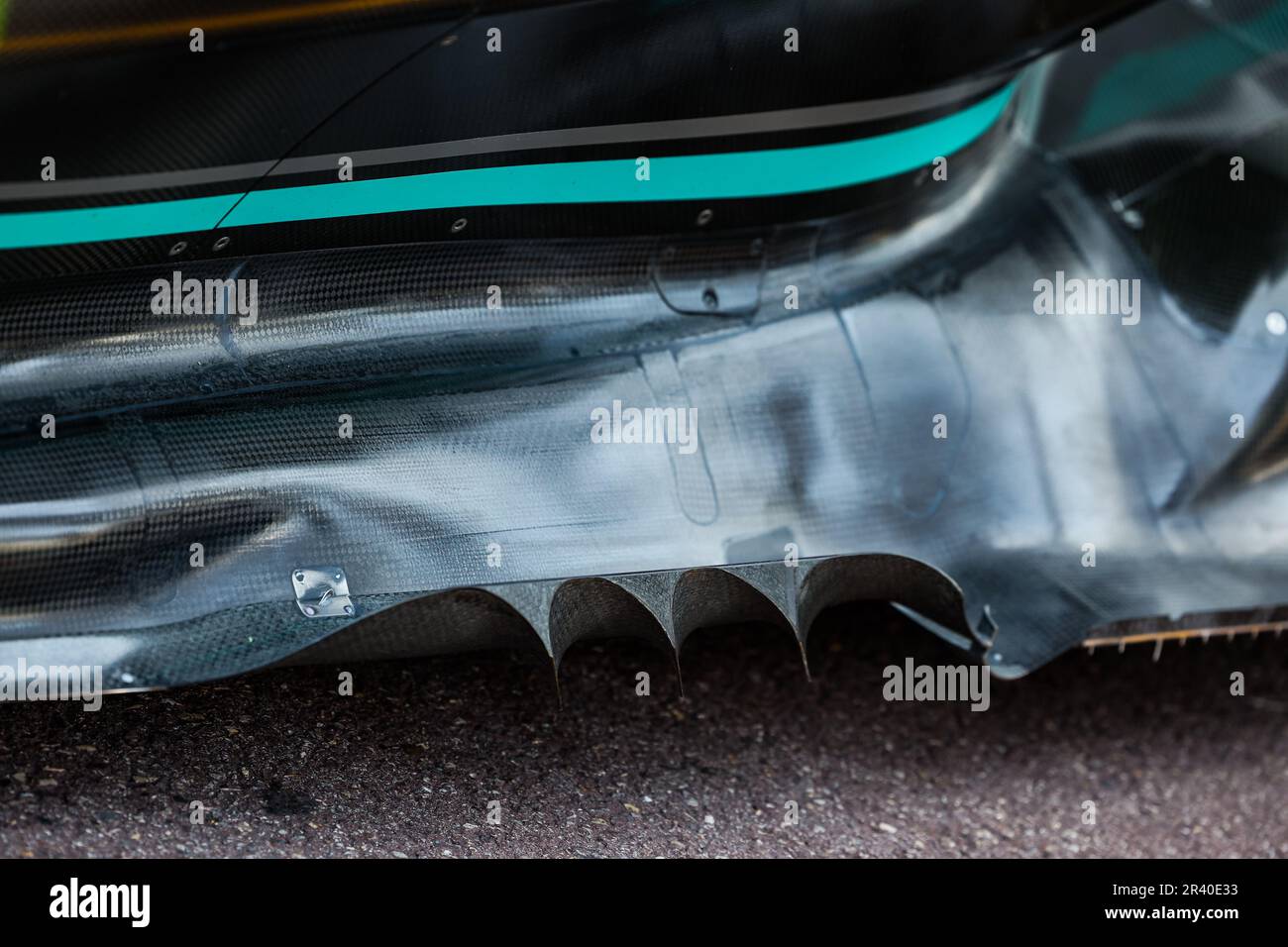 Mercedes AMG F1 Team W14, mechanical detail of the new side pods in the