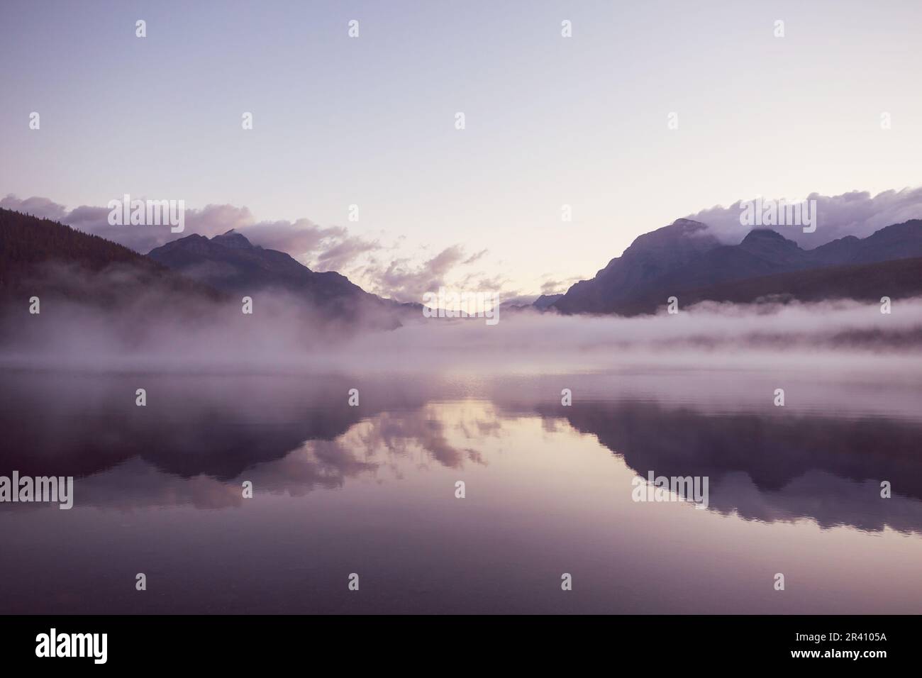 Fog overcast hi-res stock photography and images - Alamy