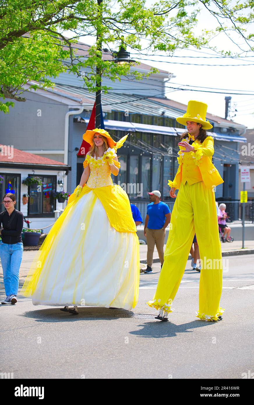 Open Streets - Hyannis, Massachusetts, USA. Street performers on stilts along Main Street Stock Photo
