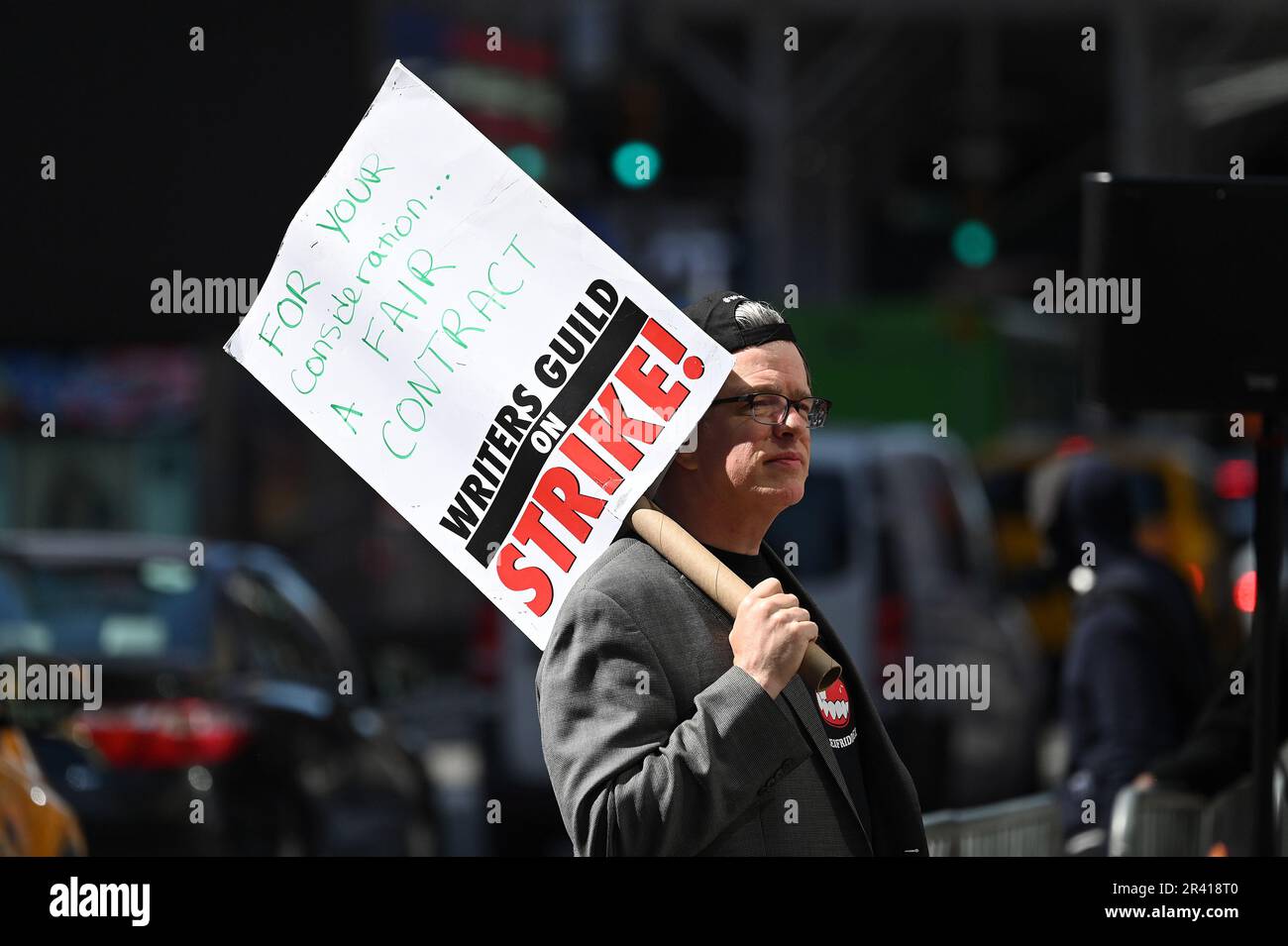 New York, USA. 25th May, 2023. Members of the Writers Guild of America (WGA) and their supporters hold an organized protest outside of Paramount offices in Times Square, New York, NY, May 25, 2023. The Writers Guild of America-East (WGA) is on strike against the Alliance of Motion Picture and Television Producers for better contract and residual rights. (Photo by Anthony Behar/Sipa USA) Credit: Sipa USA/Alamy Live News Stock Photo