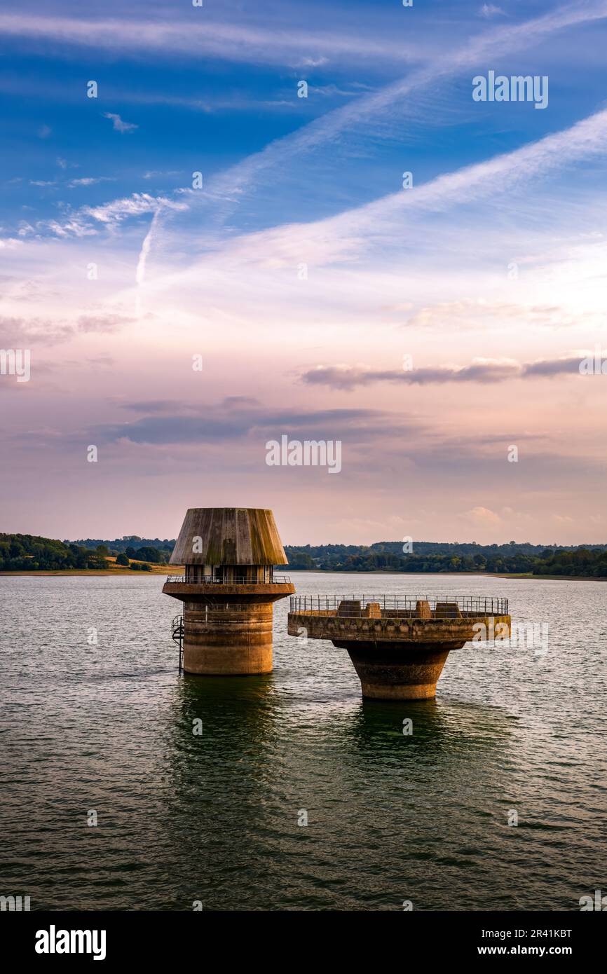 Low water level in Bewl water reservoir, East Sussex, England, in summer 2022 Stock Photo