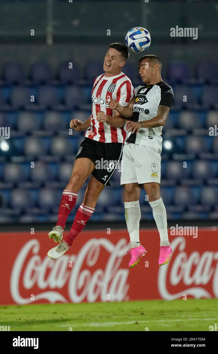 Guido Carillo of Argentina s Estudiantes de La Plata left goes