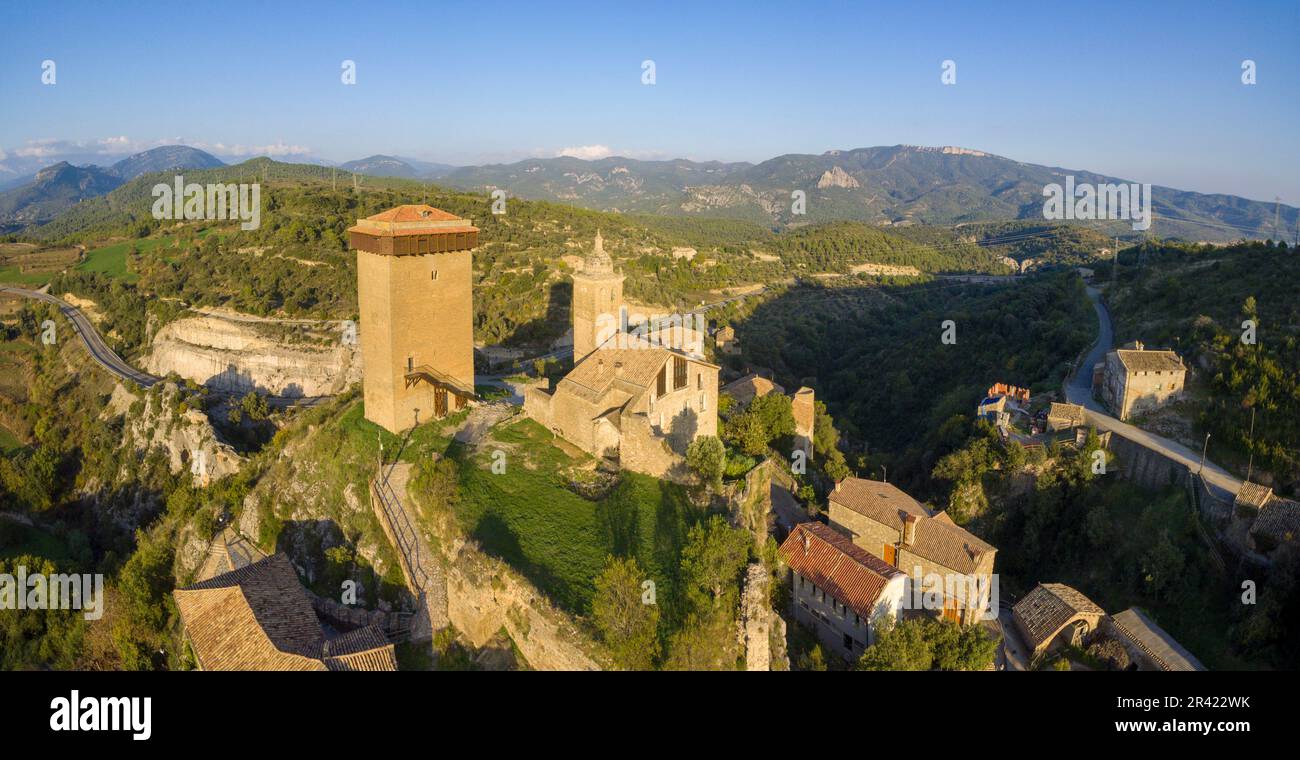 Torre de Abizanda, Bien de Interés Cultural , comarca de Sobrarbe, provincia de Huesca, cordillera de los Pirineos, Spain. Stock Photo