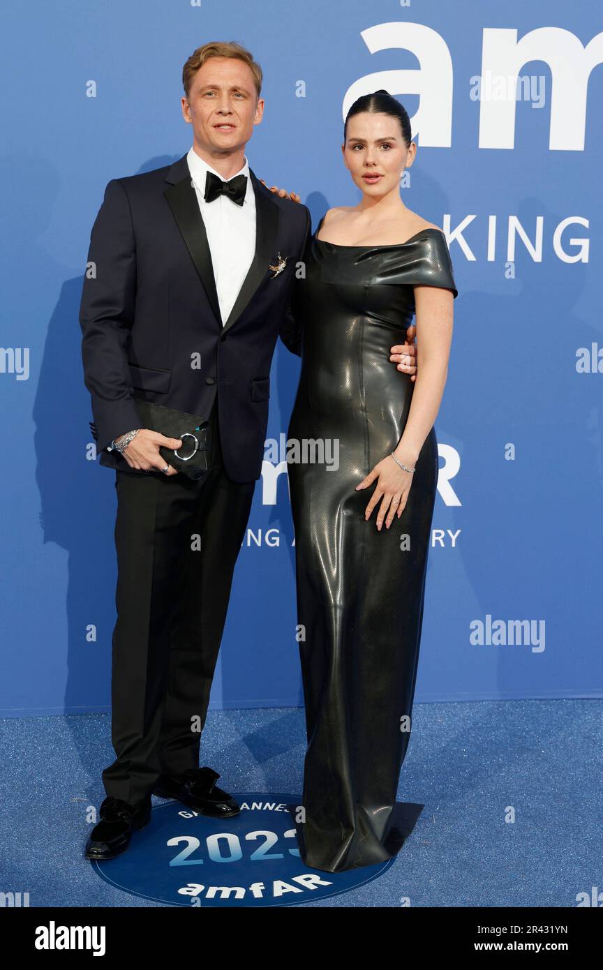 Matthias schweighöfer und ruby o fee hi-res stock photography and ...