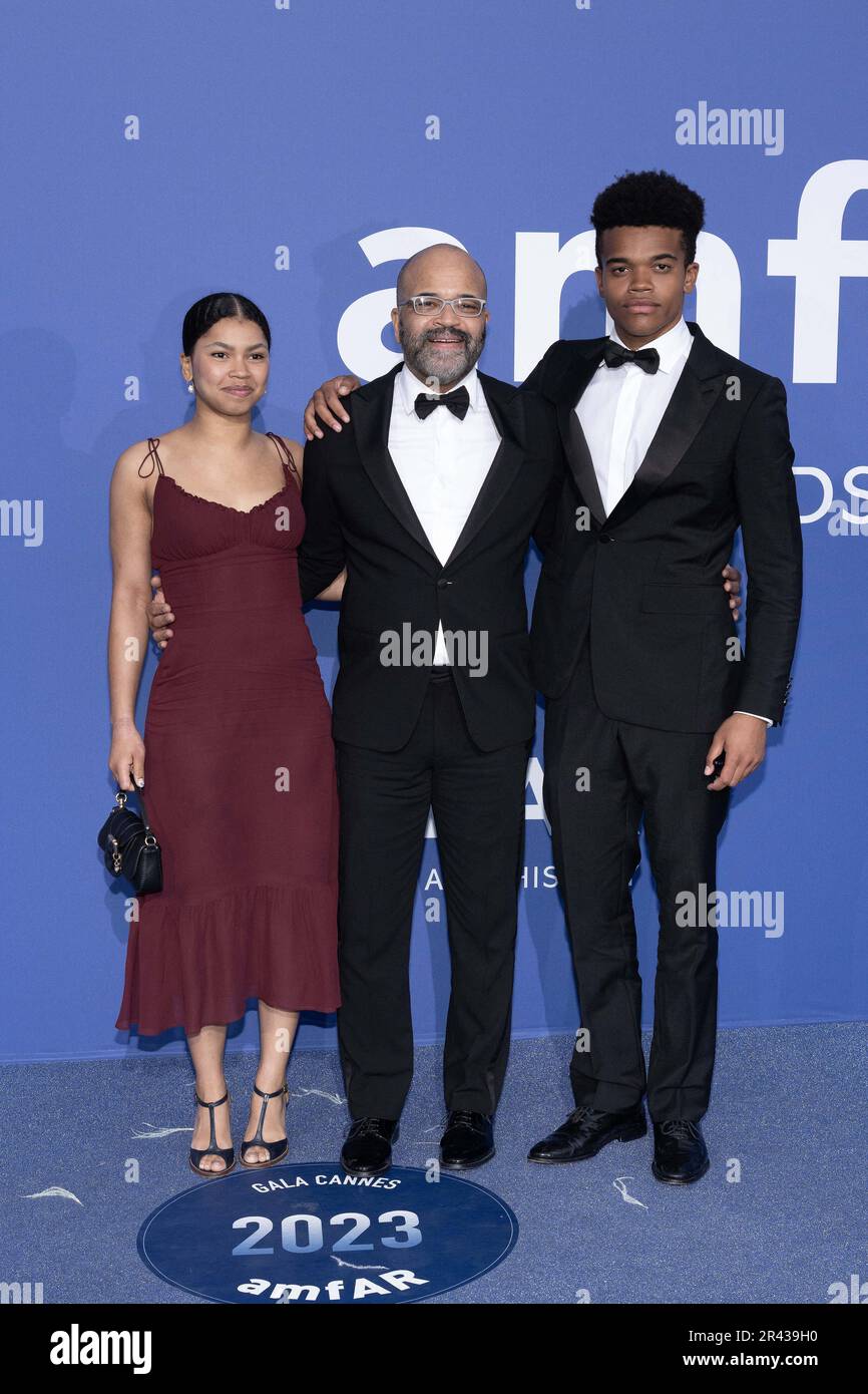 Cannes, France. May 25, 2023. Juno Wright, Jeffrey Wright and Joivan Wade attend the amfAR