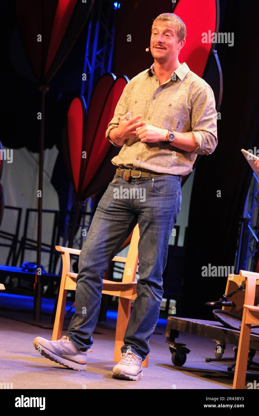 Hay Festival Day 1, Hay-on-Wye, Herefordshire, UK Thursday 25 May 2023.Bear Grylls in conversation with Tori James, the first Welsh woman to climb Everest on Baillie Gifford Stage at the Hay Festival. Credit: Ian Tennant/Alamy Live News Stock Photo
