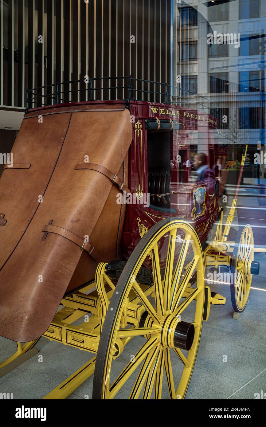 Wells Fargo London. Wells Fargo European HQ London - a historic Wells Fargo Stagecoach at the Wells Fargo Building, 33 King William Street, London. J Stock Photo