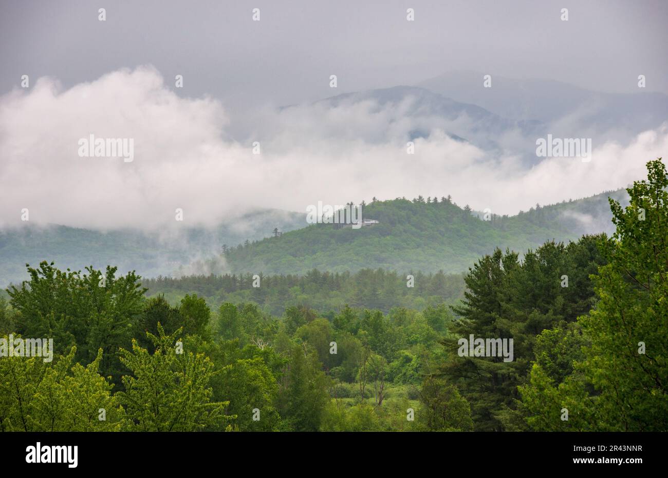 White Mountains, Mountain range in New Hampshire Stock Photo - Alamy