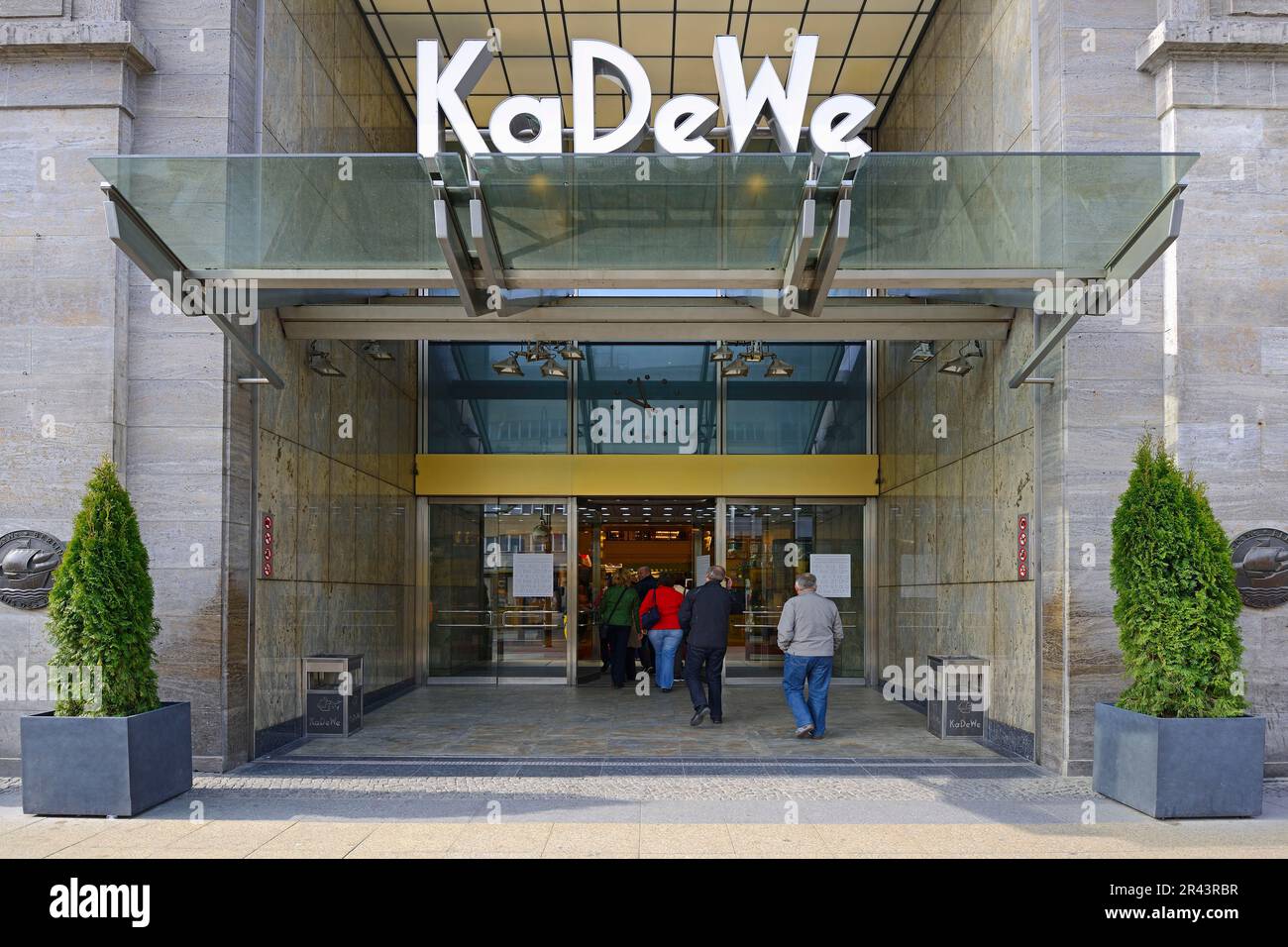 Entrance Area Luxury Department Stores Kadewe Kaufhaus Des Westens Tauentzienstrasse Berlin