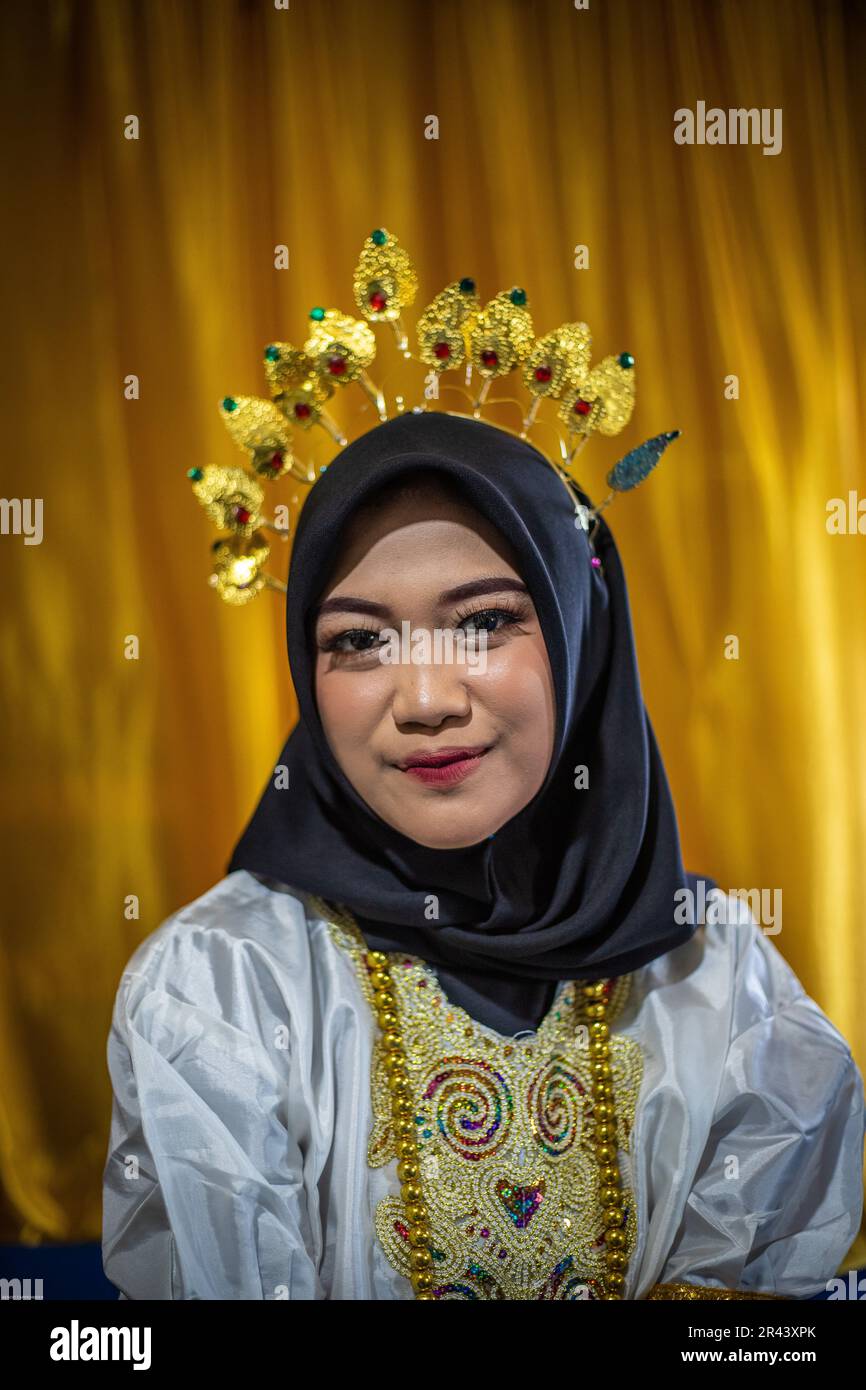 Traditional costumes during a bugis weeding in Sulawesi, Indonesia