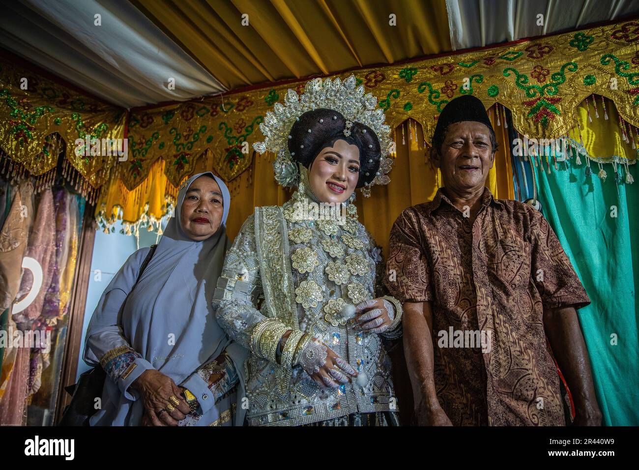 Traditional costumes during a bugis weeding in Sulawesi, Indonesia