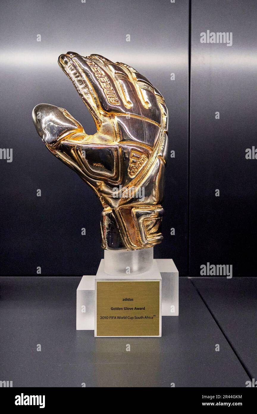 Soccer golden glove award hi-res stock photography and images - Alamy