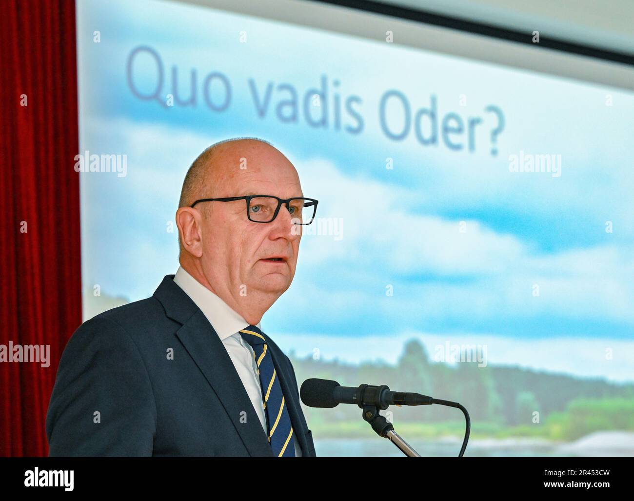 Seelow, Germany. 26th May, 2023. Dietmar Woidke (SPD), Minister President of the State of Brandenburg, speaks at the Oder Conference 'Quo vadis Oder?' on the German-Polish Oder River. The environmental disaster on the Oder River in the summer of 2022 continues to preoccupy many politicians, scientists and fishermen in Germany and Poland. Credit: Patrick Pleul/dpa/Alamy Live News Stock Photo