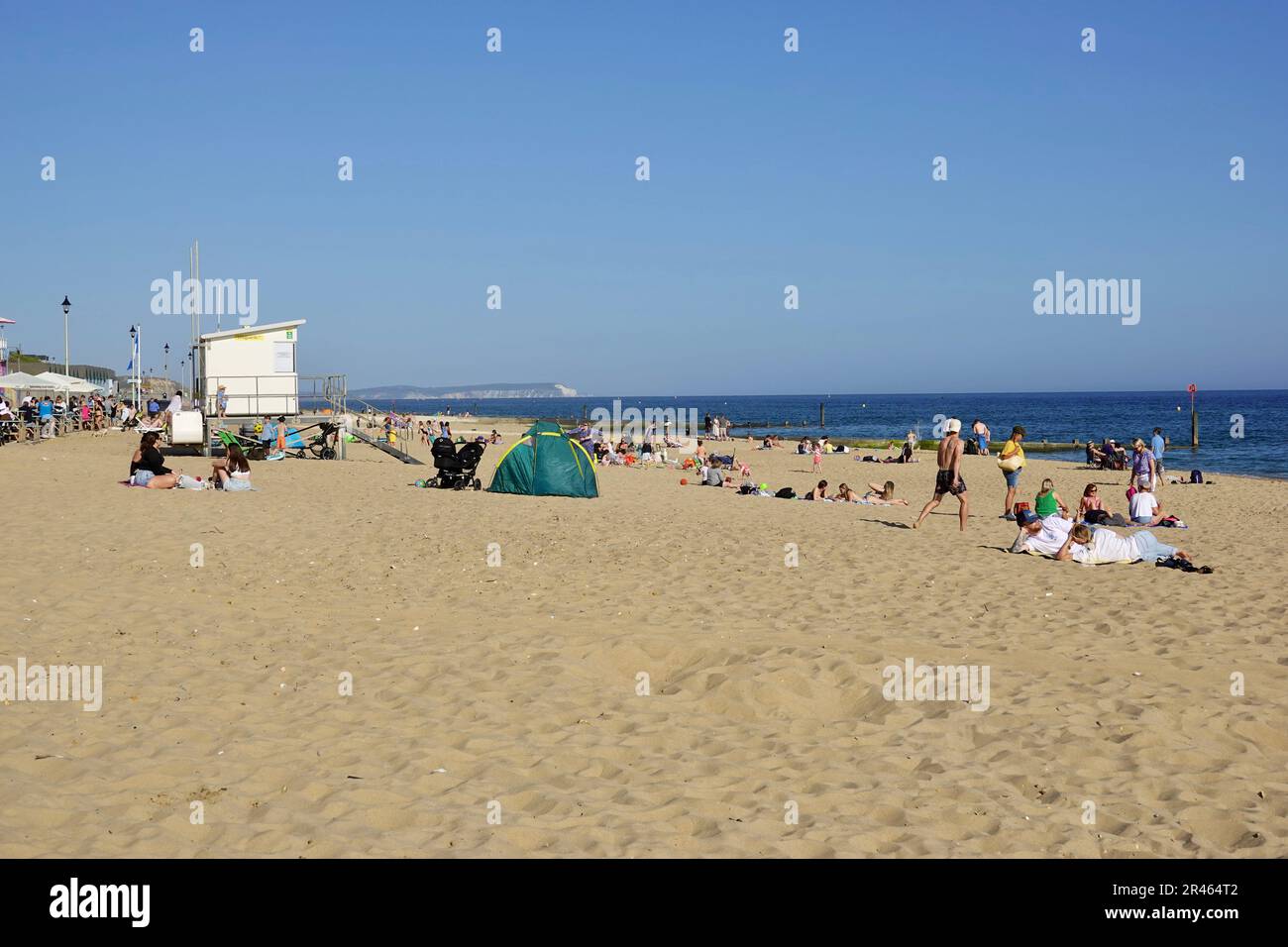 Southbourne Beach, Bournemouth, UK. 26th May, 2023. People enjoying the evening sunshine - what a great start to the Bank Holiday Weekend. Credit: Julian Kemp/Alamy Live News Stock Photo