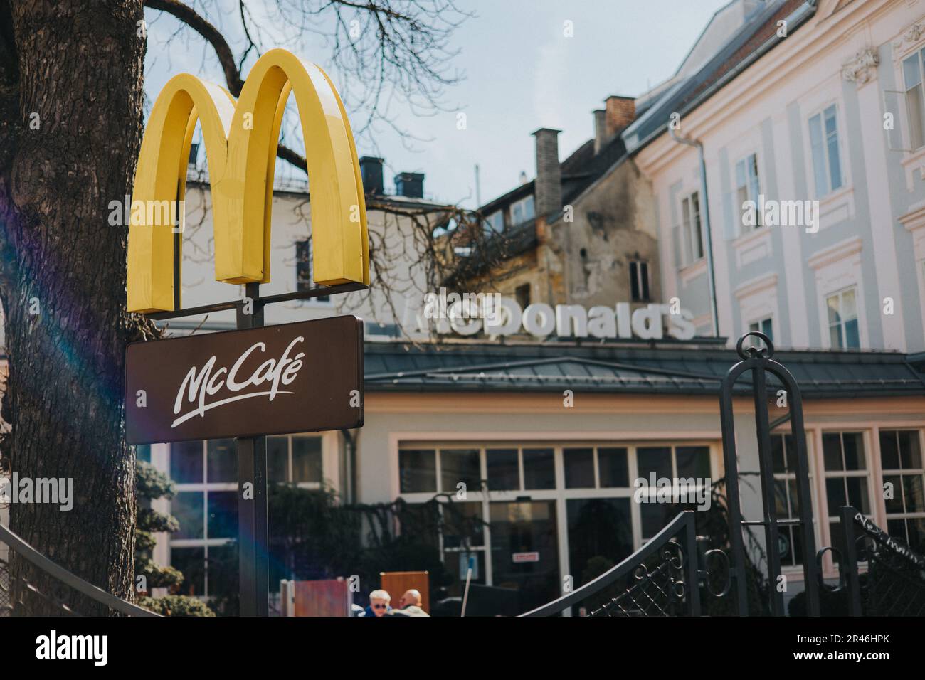 McCafe and Mcdonald's logo on building Stock Photo - Alamy