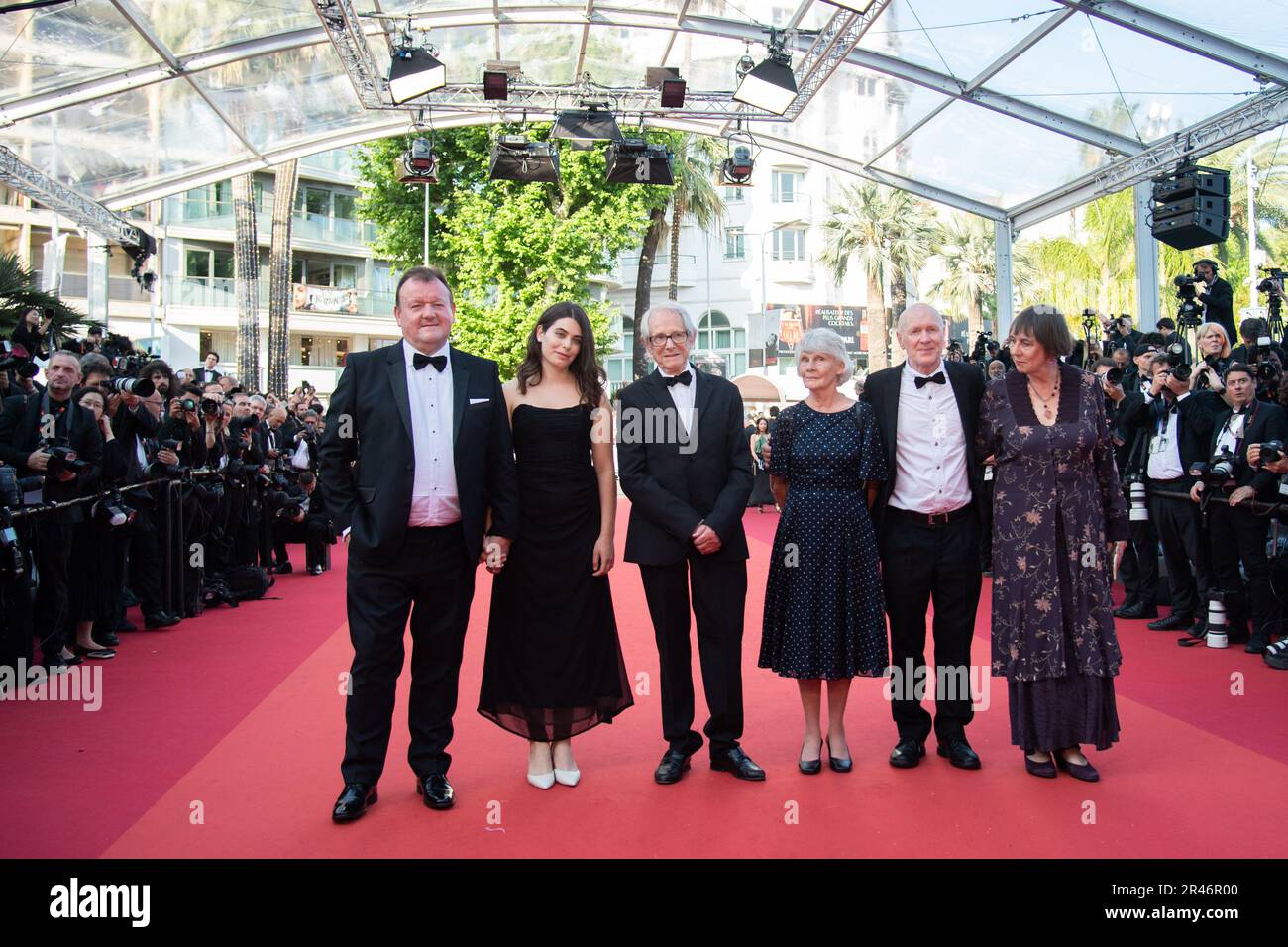 Cannes, France. 26th May, 2023. Ken Loach, Lesley Ashton, Dave Turner, Ebla Mari, Paul Laverty, Rebecca O'Brien attending The Old Oak Premiere as part of the 76th Cannes Film Festival in Cannes, France on May 26, 2023. Photo by Aurore Marechal/ABACAPRESS.COM Credit: Abaca Press/Alamy Live News Stock Photo